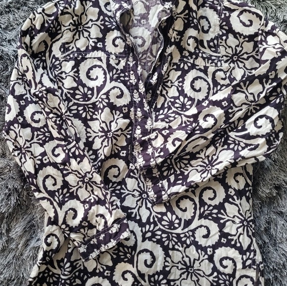 Shirt - Picture 1 of 2